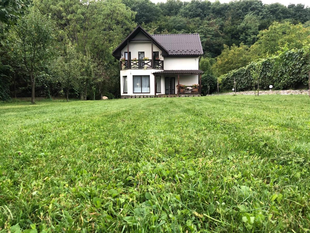 Rest House 6A Obava Ngoại thất bức ảnh